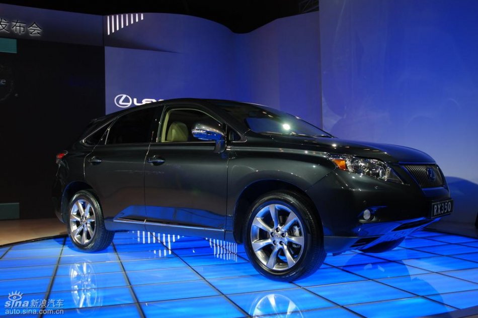 全新雷克萨斯RX350上市现场图