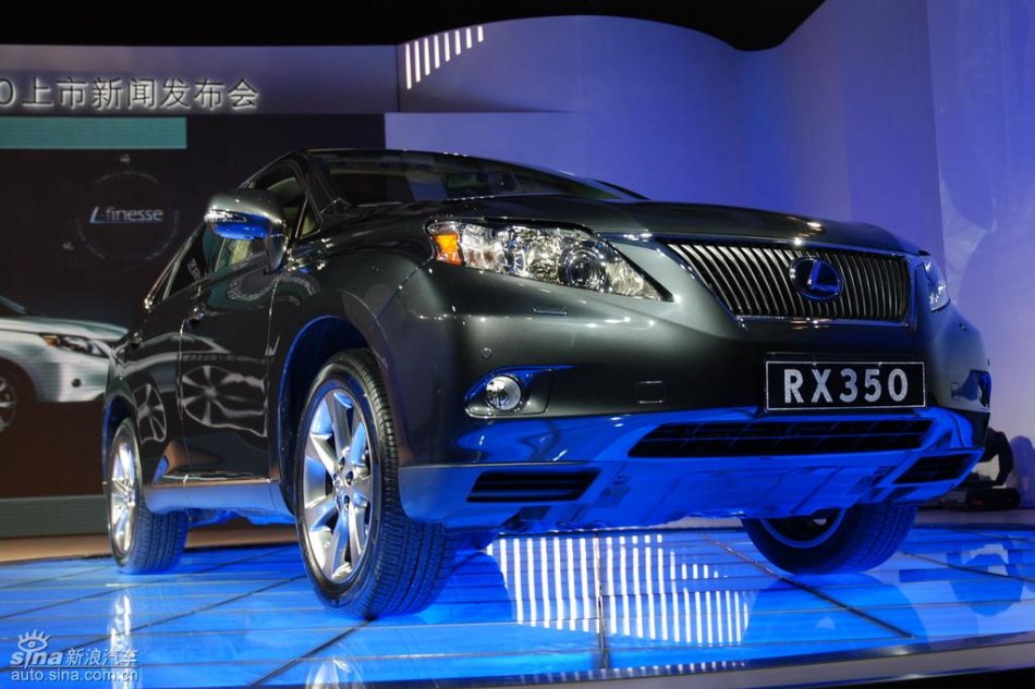 全新雷克萨斯RX350上市现场图