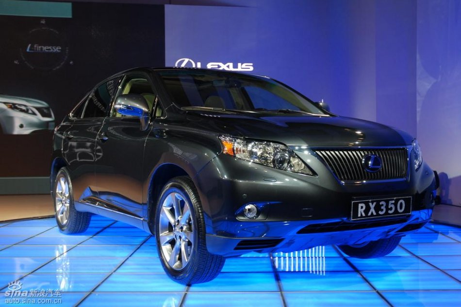 全新雷克萨斯RX350上市现场图