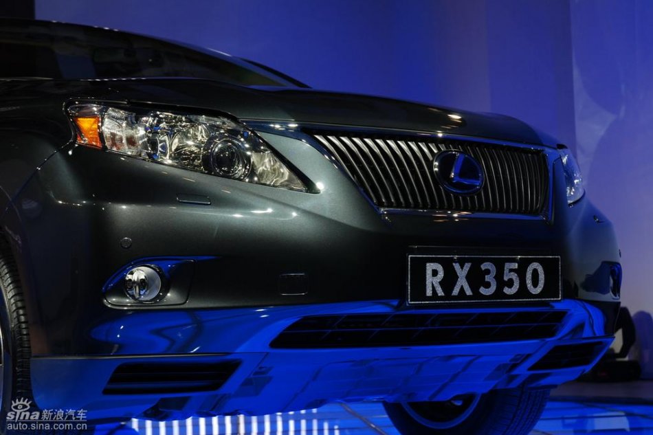 全新雷克萨斯RX350上市现场图