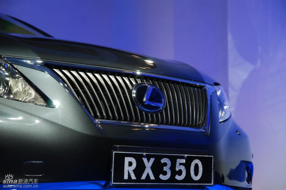 全新雷克萨斯RX350上市现场图