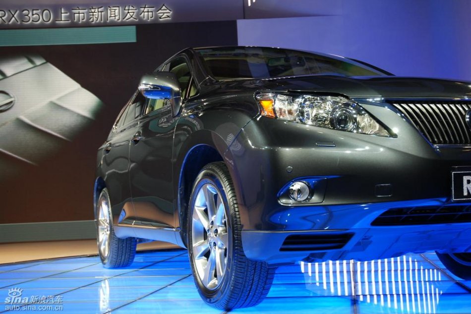 全新雷克萨斯RX350上市现场图
