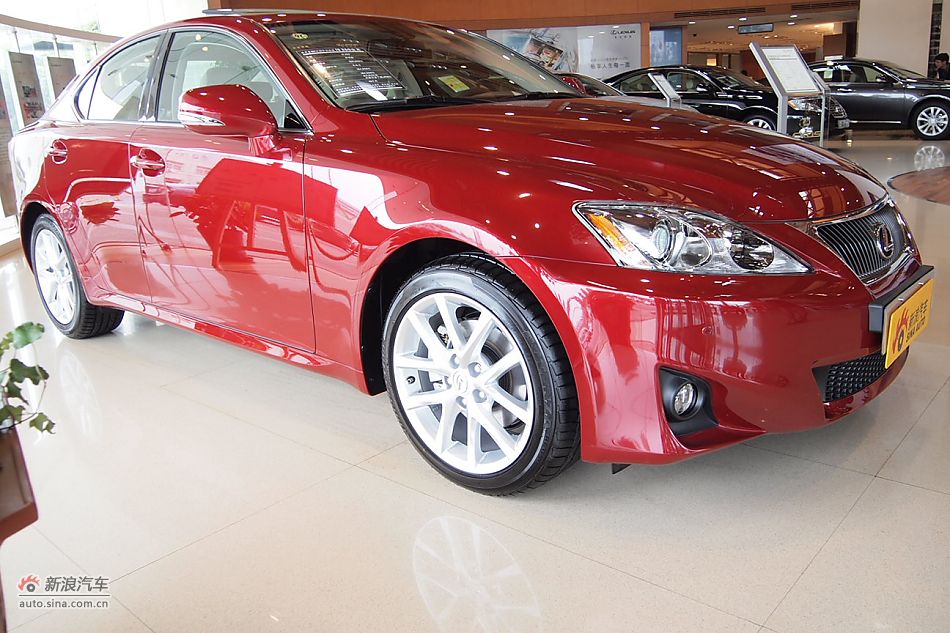 雷克萨斯IS250运动版