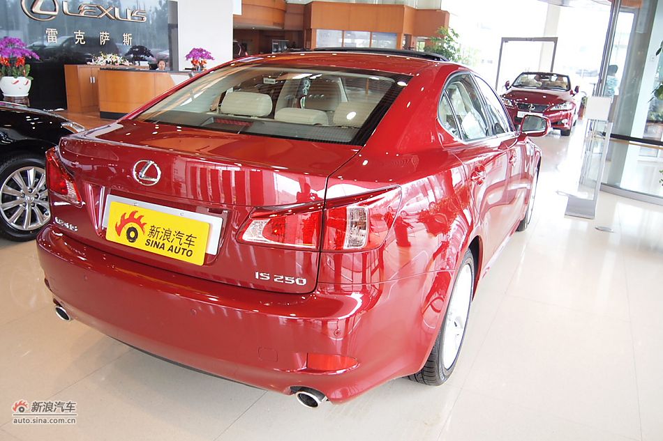雷克萨斯IS250运动版