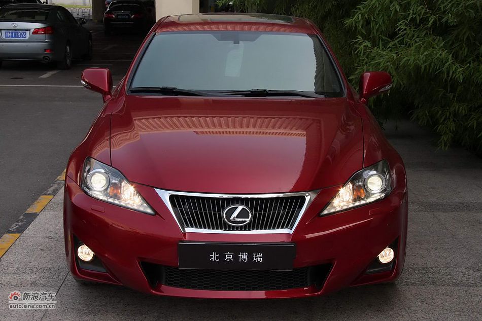雷克萨斯IS250外观