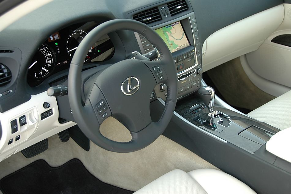 IS350 C内饰图片