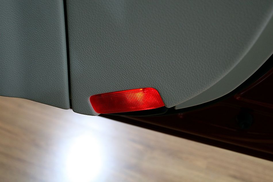 09款IS300内饰图片