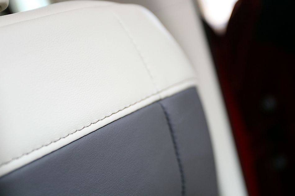 09款IS300内饰图片