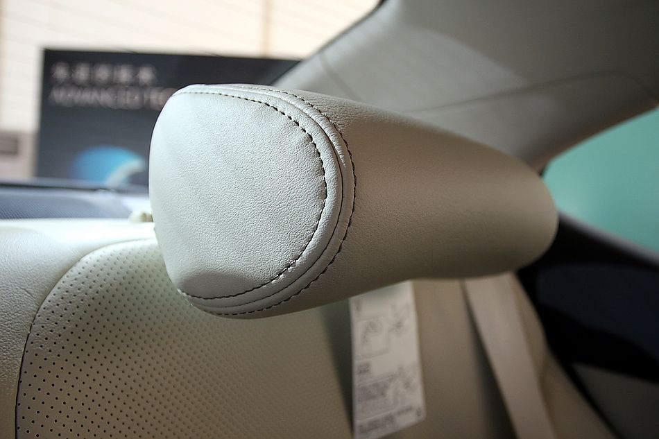 09款IS300内饰图片