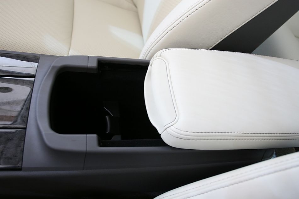 09款IS300内饰图片