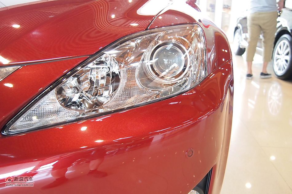 雷克萨斯IS250运动版