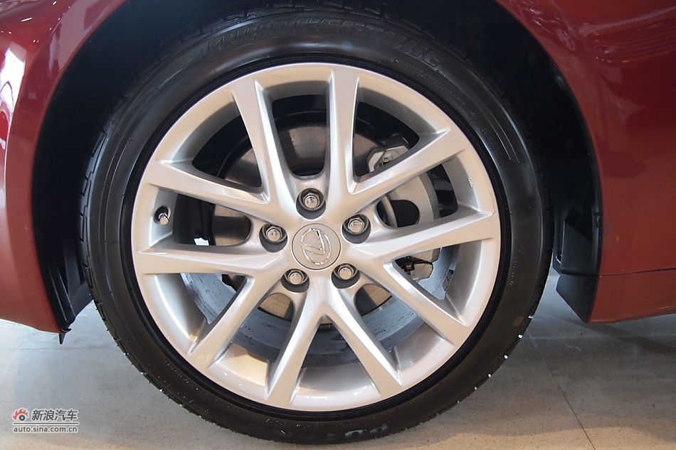 雷克萨斯IS250运动版