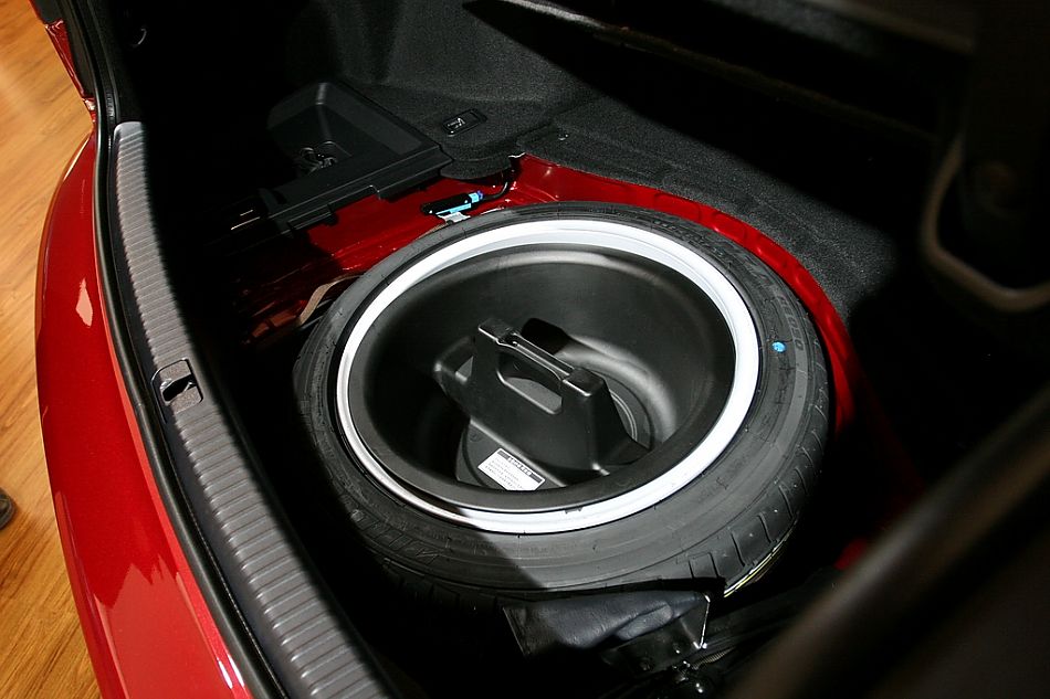 09款IS300外观图片