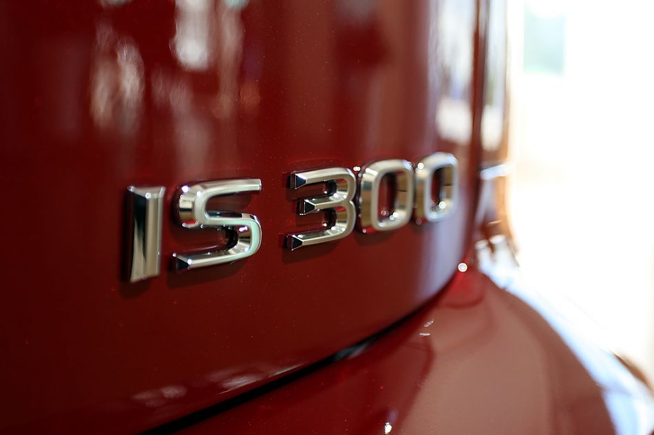 09款IS300外观图片