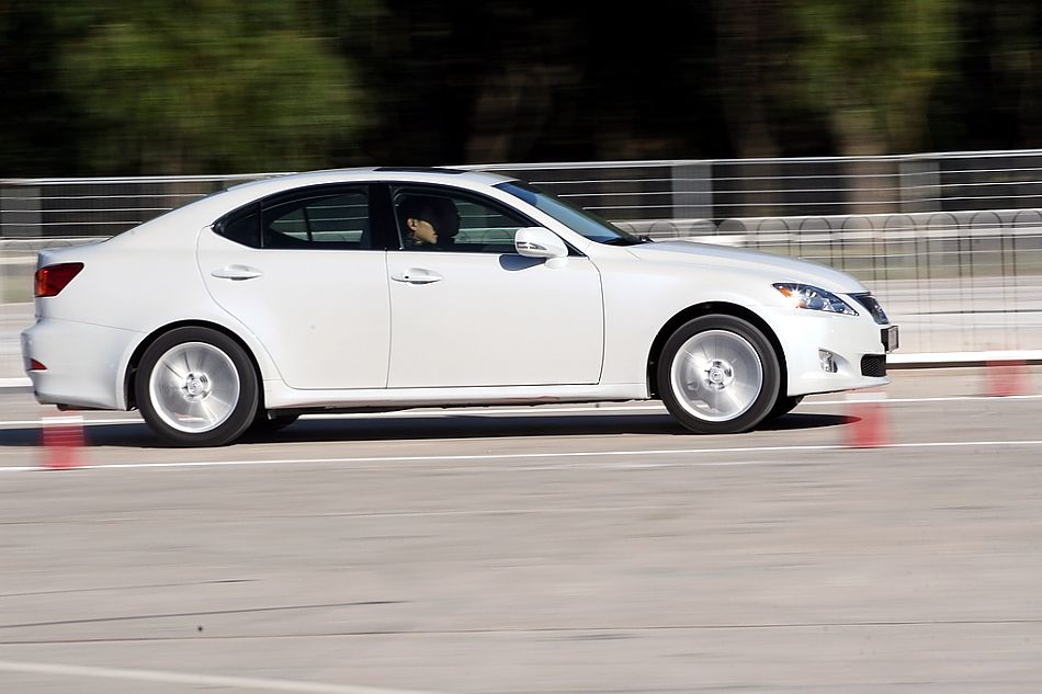 09款IS300外观图片