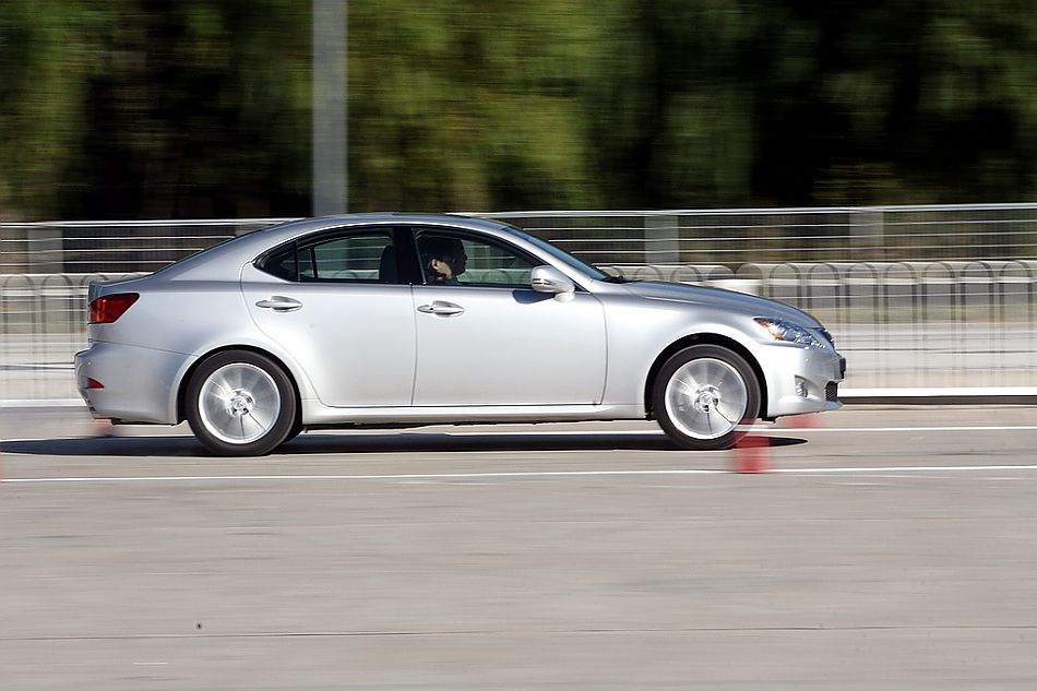 09款IS300外观图片