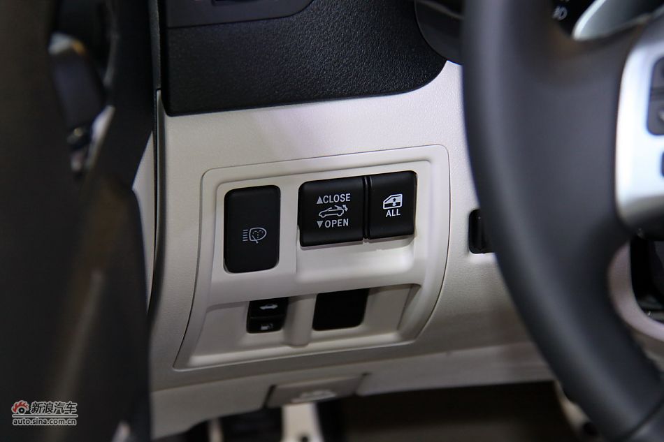 雷克萨斯IS250C上市现场图