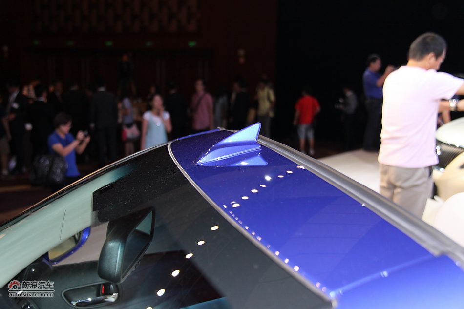 雷克萨斯IS250C上市现场图