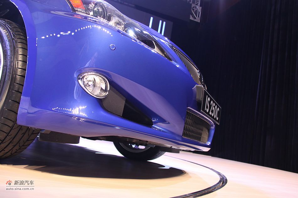 雷克萨斯IS250C上市现场图