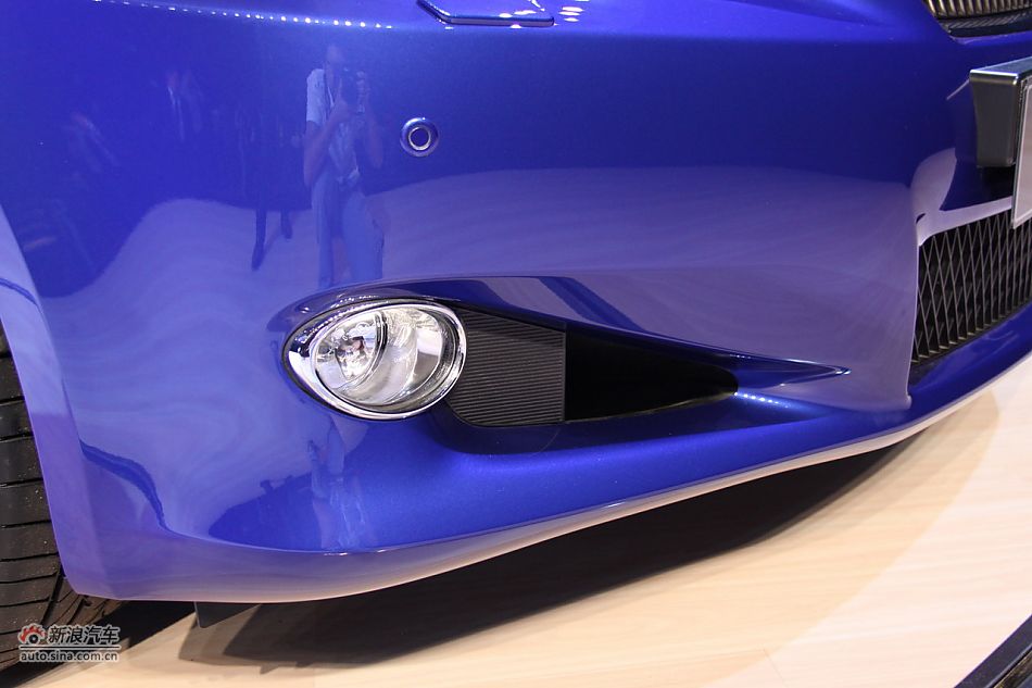 雷克萨斯IS250C上市现场图