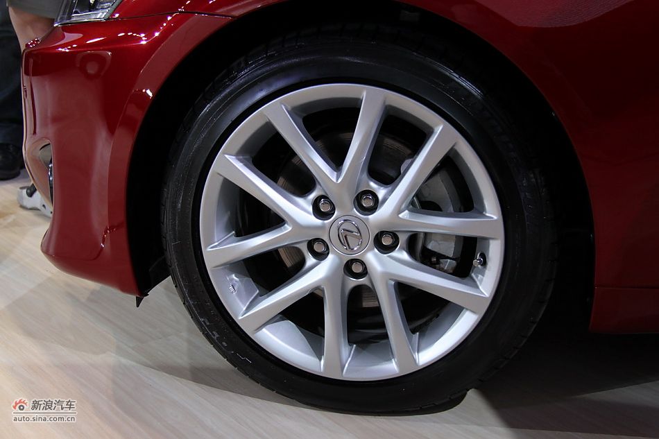 雷克萨斯IS250上市现场图