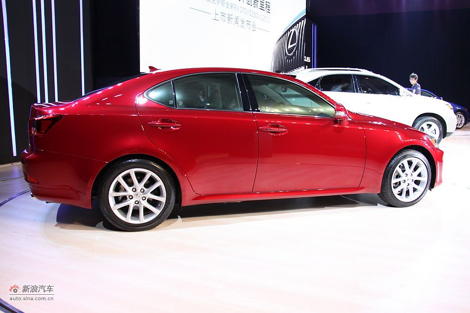 雷克萨斯IS250上市现场图