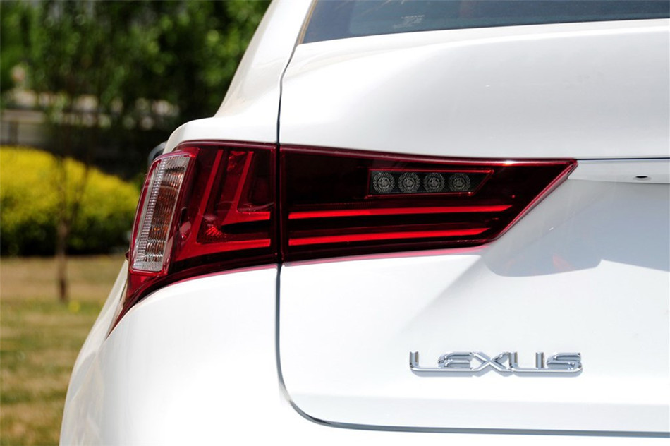 雷克萨斯IS250 2013款 2.5L AT F 细节