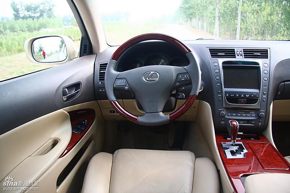雷克萨斯GS460试驾实拍图内饰