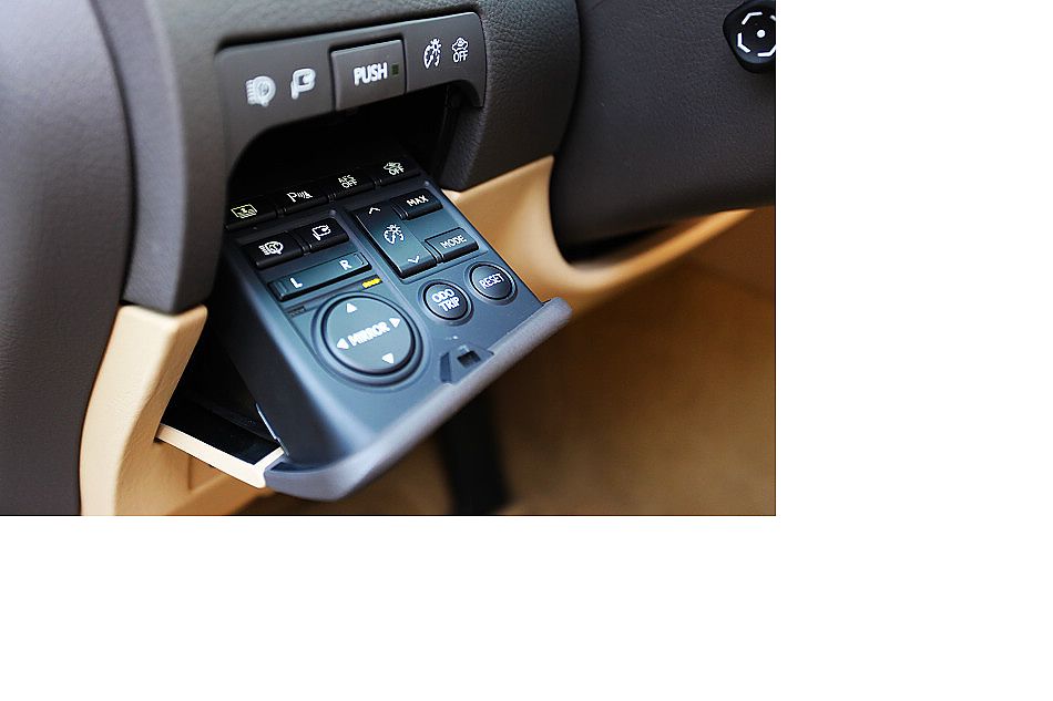 雷克萨斯GS450h内饰图片