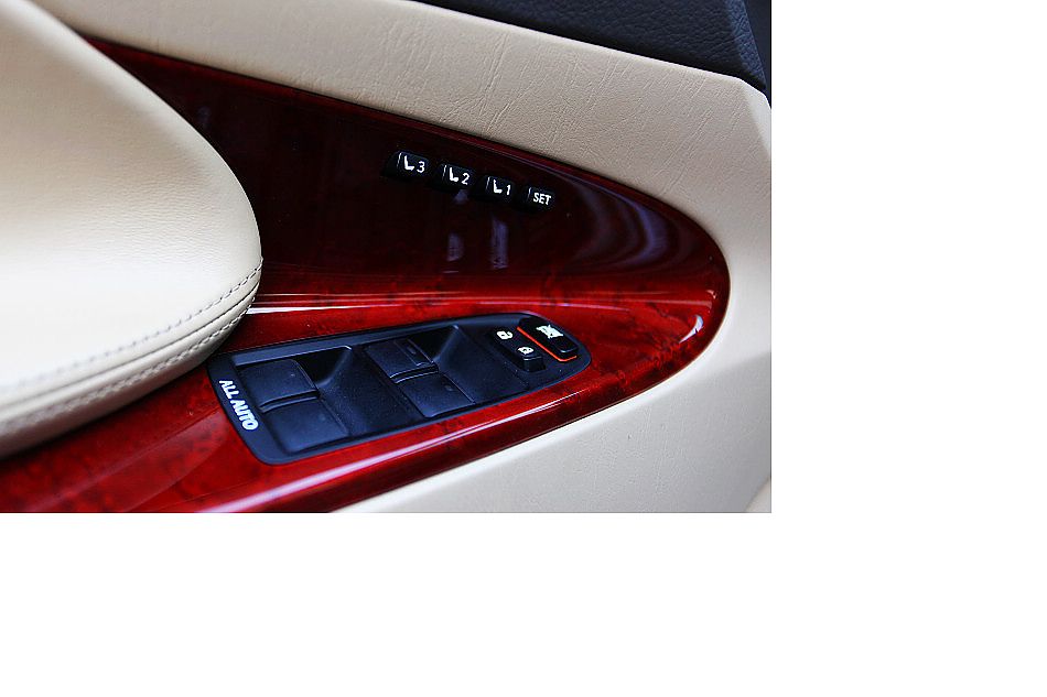 雷克萨斯GS450h内饰图片