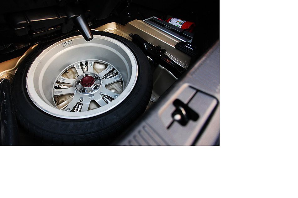 雷克萨斯GS450h内饰图片