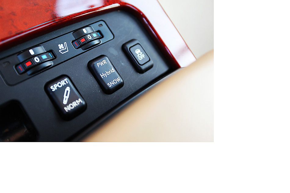 雷克萨斯GS450h内饰图片