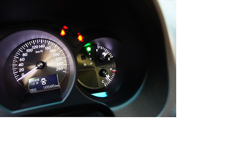 雷克萨斯GS450h内饰图片