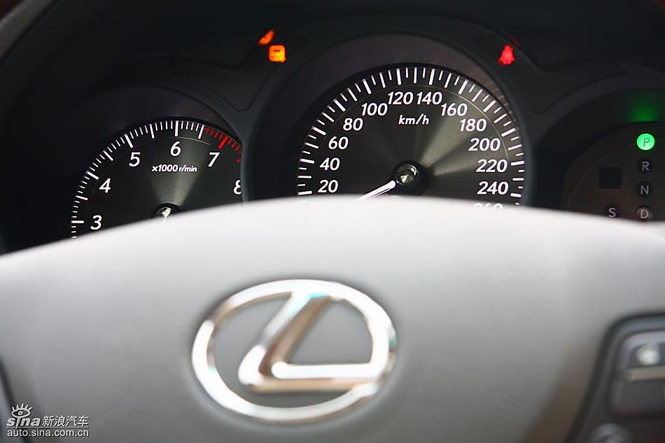 雷克萨斯GS460试驾实拍图内饰