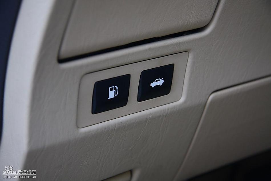 雷克萨斯GS460试驾实拍图内饰