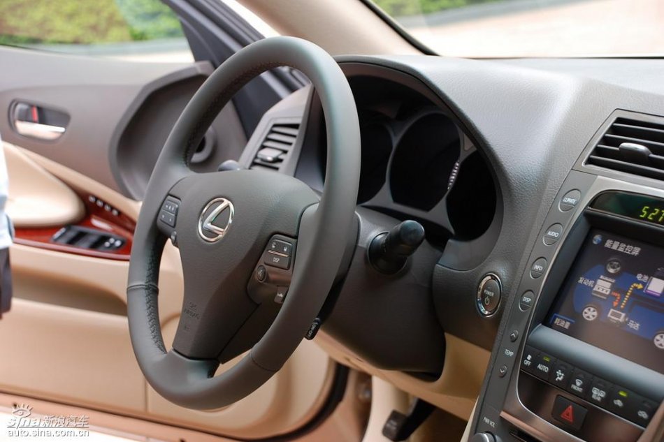 雷克萨斯GS450h内饰实拍图