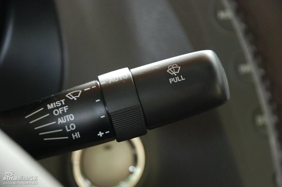 雷克萨斯GS450h内饰实拍图