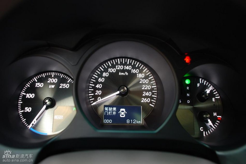 雷克萨斯GS450h内饰实拍图