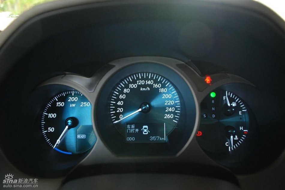 雷克萨斯GS450h内饰实拍图