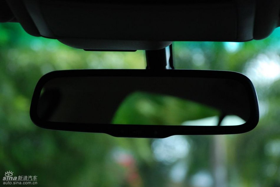 雷克萨斯GS450h内饰实拍图