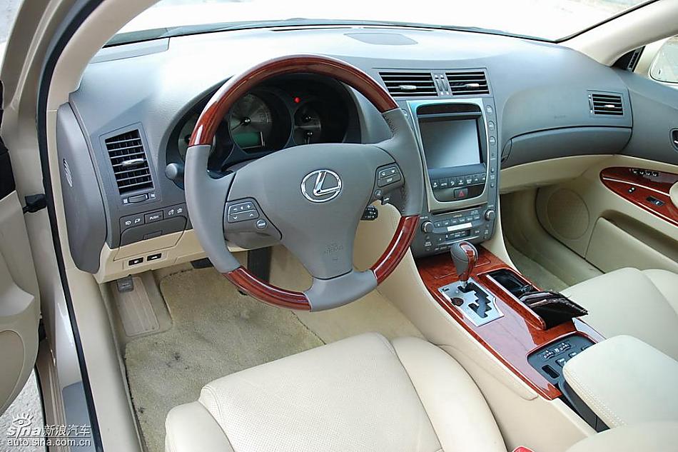 雷克萨斯GS460内饰