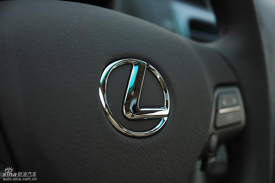 雷克萨斯GS460内饰