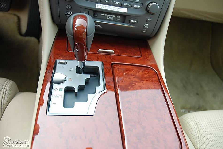 雷克萨斯GS460内饰