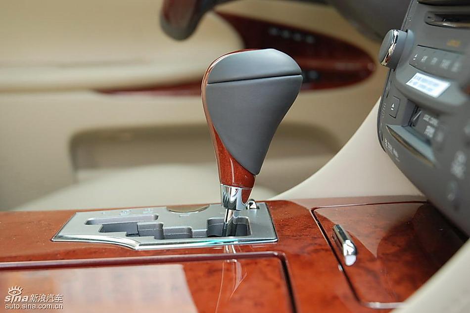 雷克萨斯GS460内饰