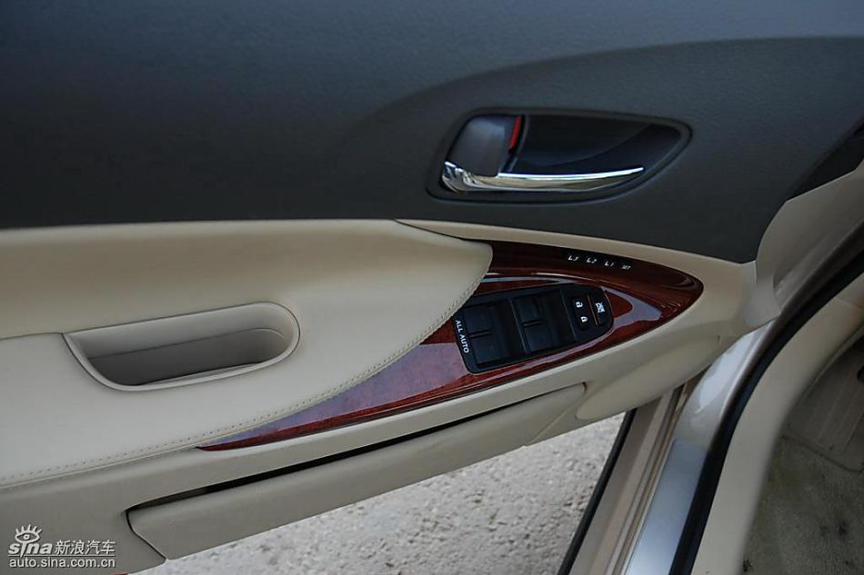 雷克萨斯GS460内饰