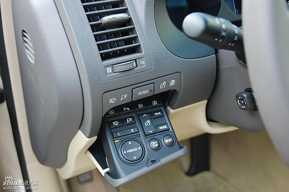 雷克萨斯GS460内饰