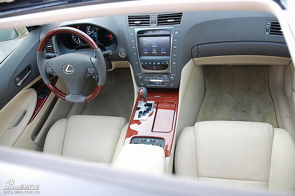 雷克萨斯GS460内饰