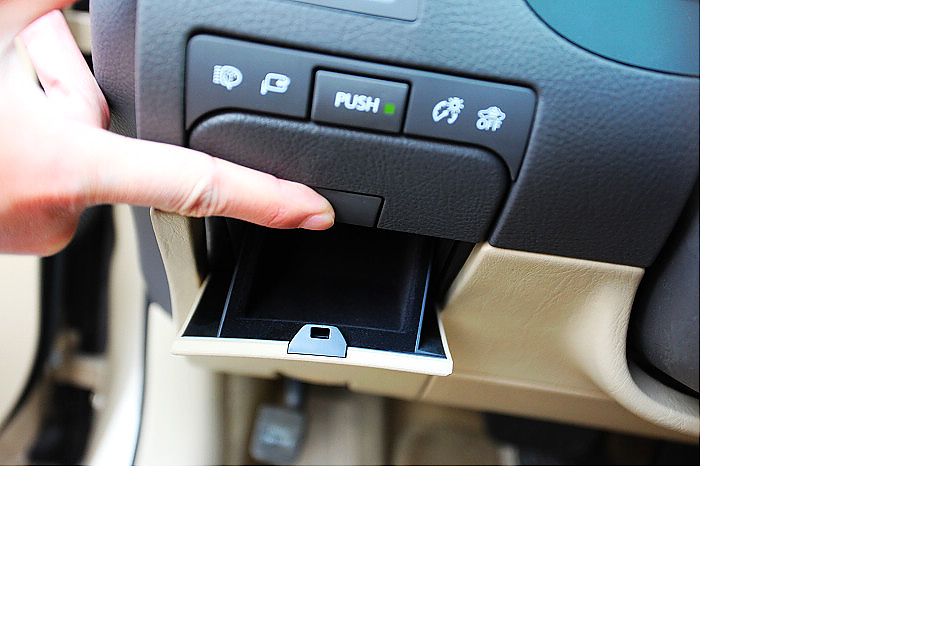 雷克萨斯GS450h内饰图片