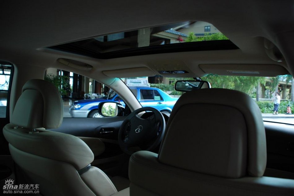 雷克萨斯GS450h内饰实拍图