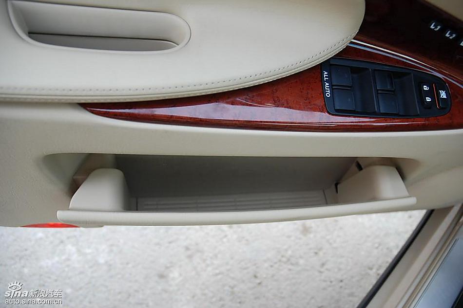 雷克萨斯GS460内饰